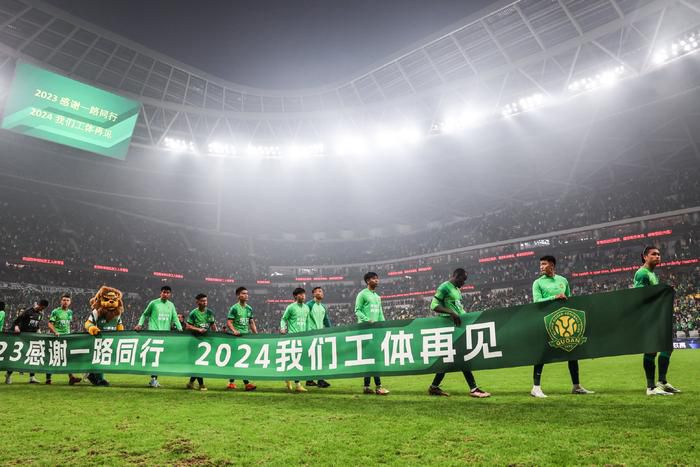 维奥拉·戴维斯的表演更是收获盛赞，有媒体表示“维奥拉·戴维斯的表演证明了50多岁的女演员依然可以成为动作片主角